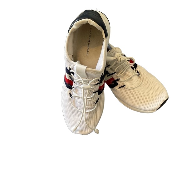 Tommy Hilfiger White Mesh Upper Red Navy Accents LaceUp Casual Sneakers Size 7½ - Picture 1 of 5